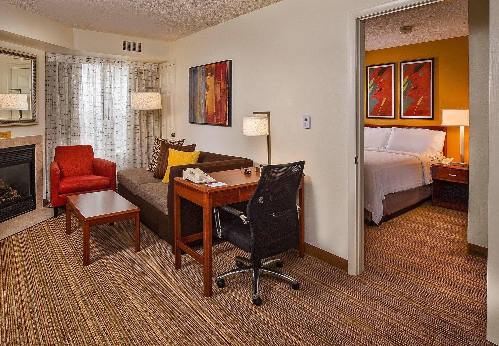Sonesta Es Suites Raleigh Cary Exterior foto